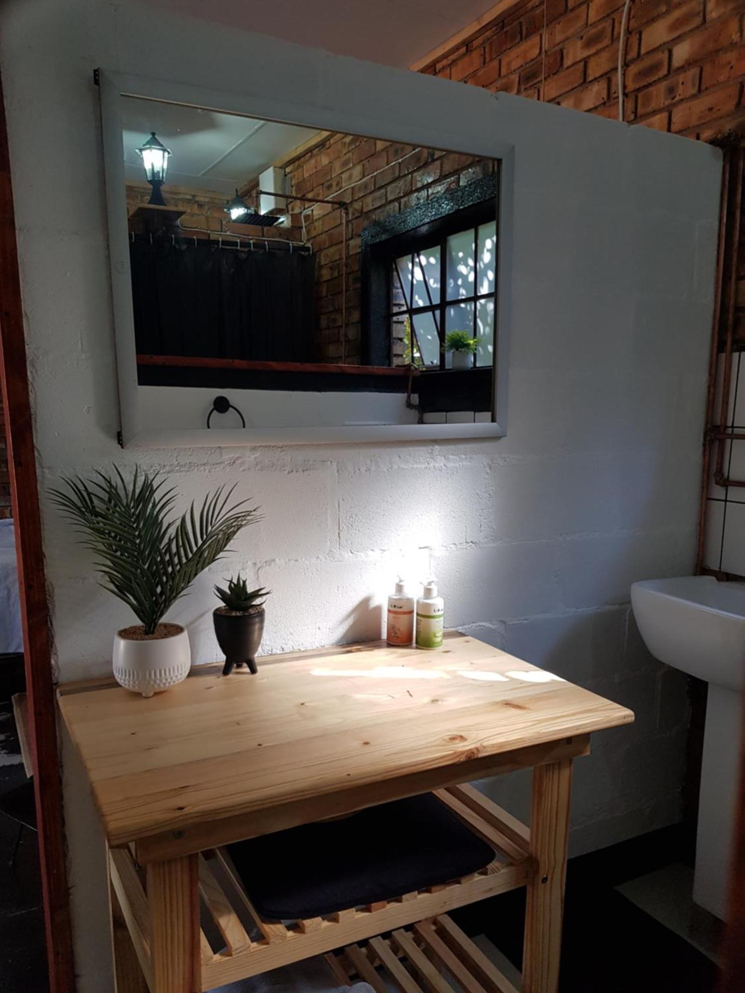 2K City Studios Not Self Catering Graskop Buitenkant foto